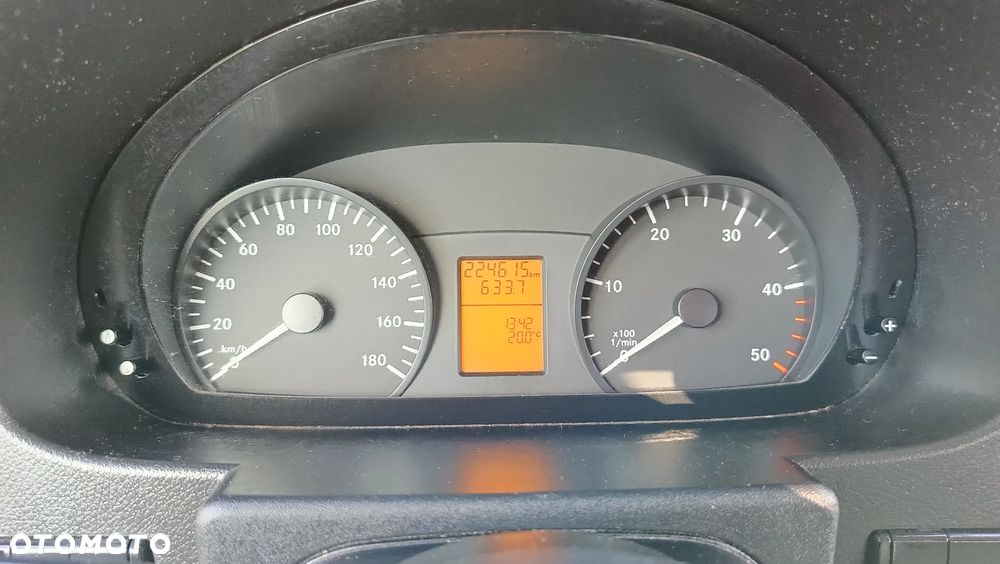 Mercedes-Benz Sprinter 319 CDI 3.0 V6 190KM - 16