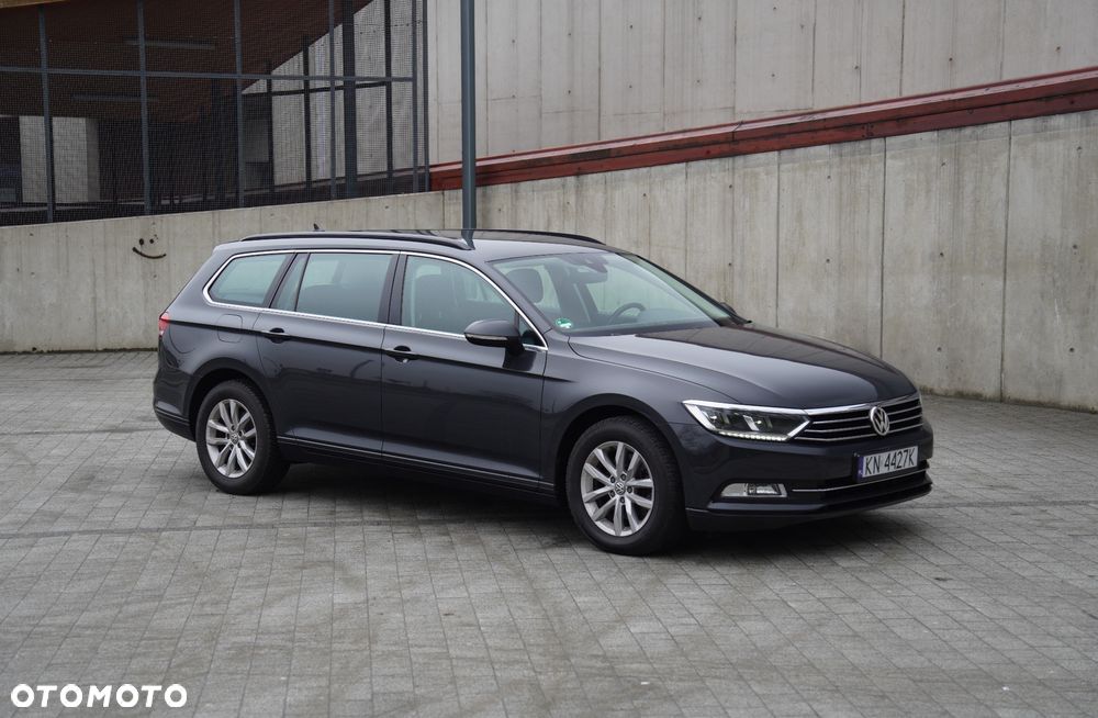 Volkswagen Passat - 14