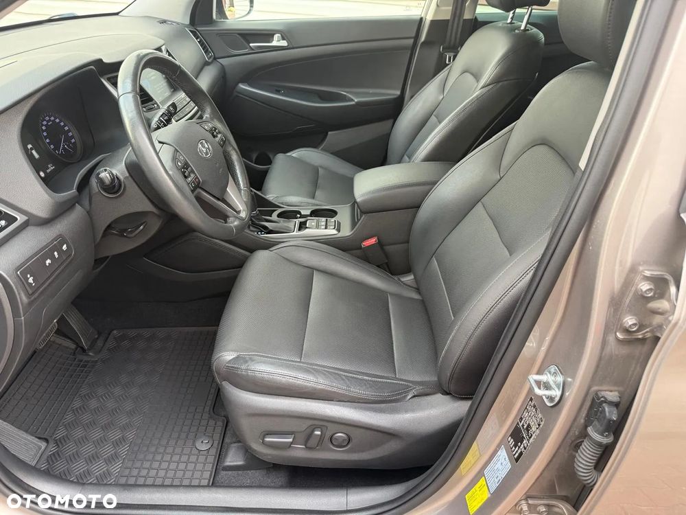 Hyundai Tucson 1.6 Turbo 4WD DCT Premium - 16