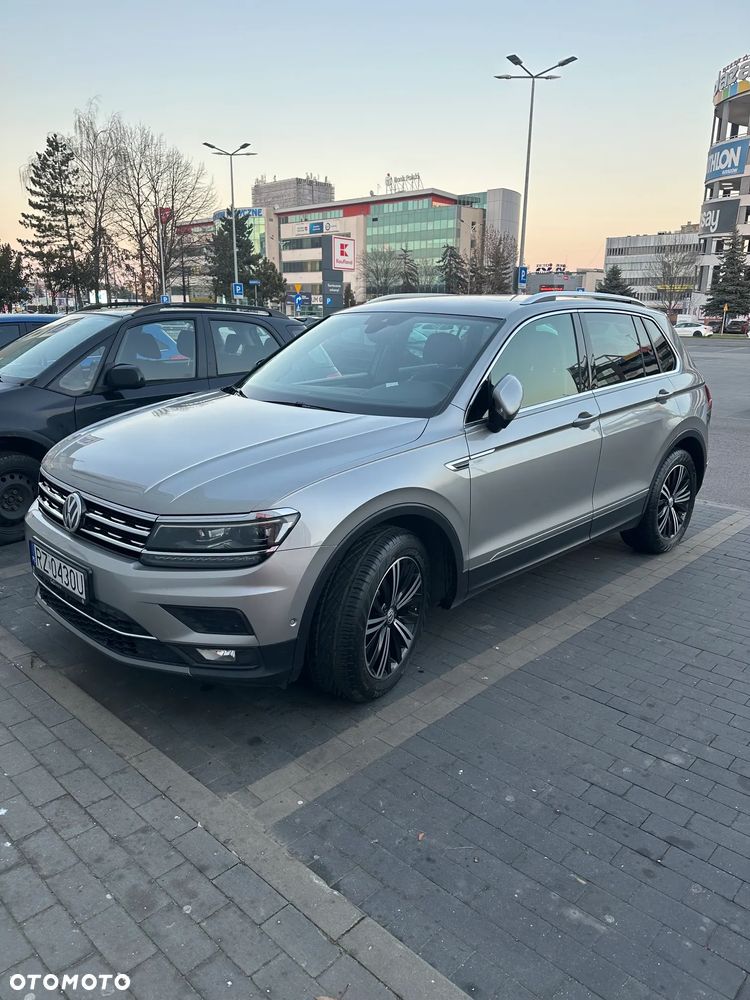Volkswagen Tiguan - 19