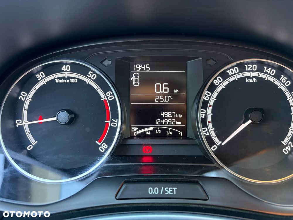 Skoda Fabia 1.0 TSI Ambition - 9