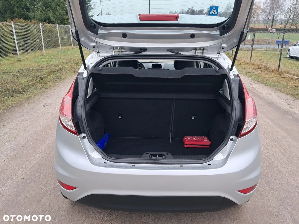 Ford Fiesta 1.6 TDCI Champions Edition - 20