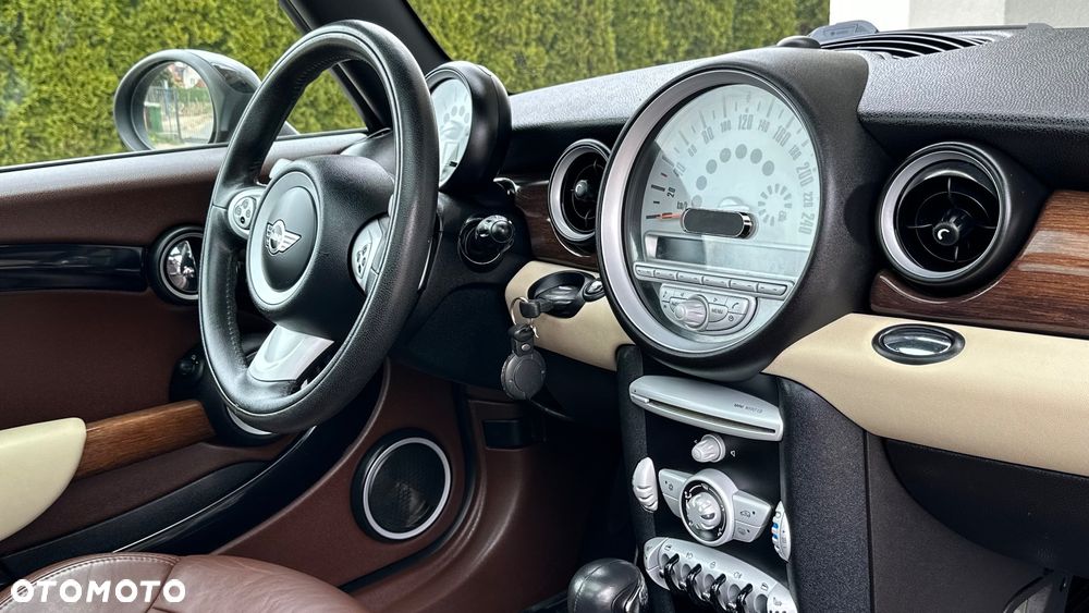 MINI Clubman - 30
