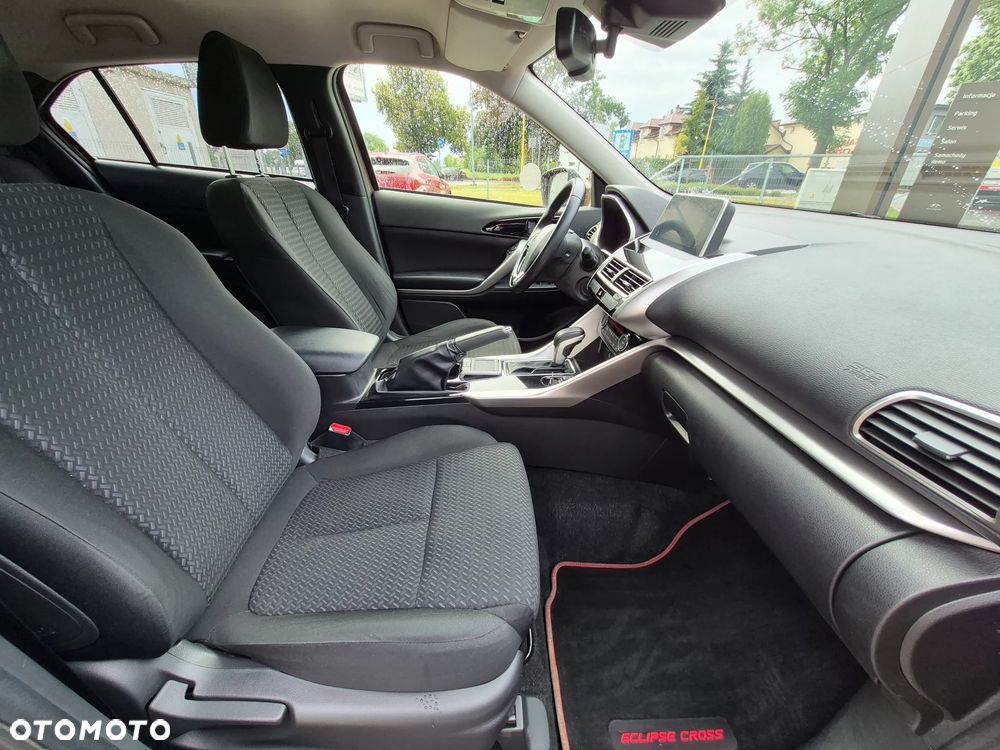 Mitsubishi Eclipse Cross 1.5 T GPF Invite Plus CVT - 17