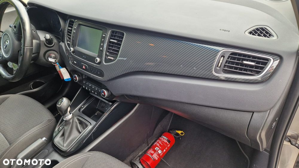Kia Carens 1.7 CRDi M 7os EU6 - 25
