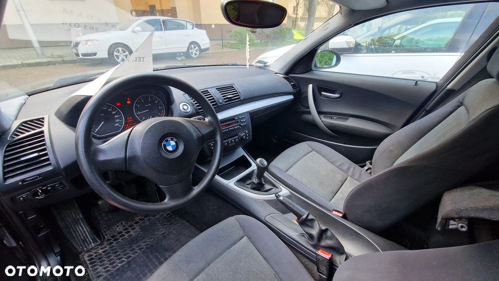 BMW Seria 1 - 12