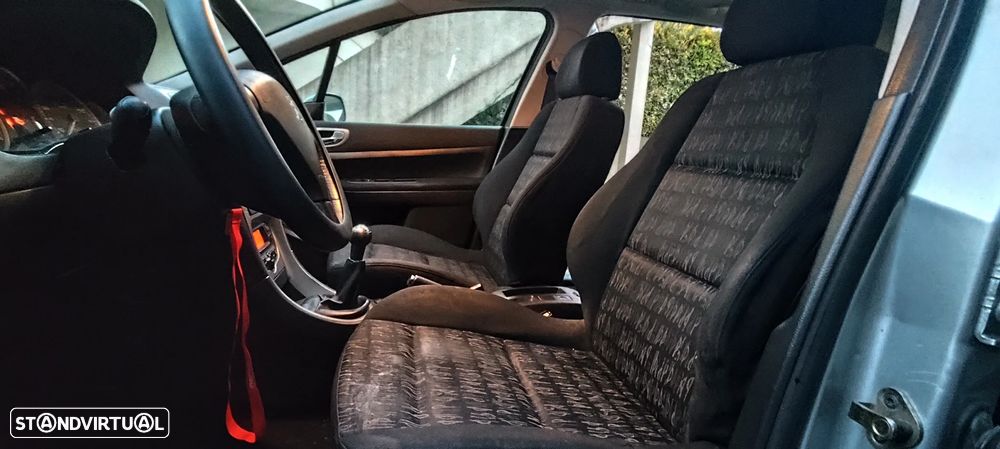 Peugeot 307 Break 1.4 16V Navtech - 10