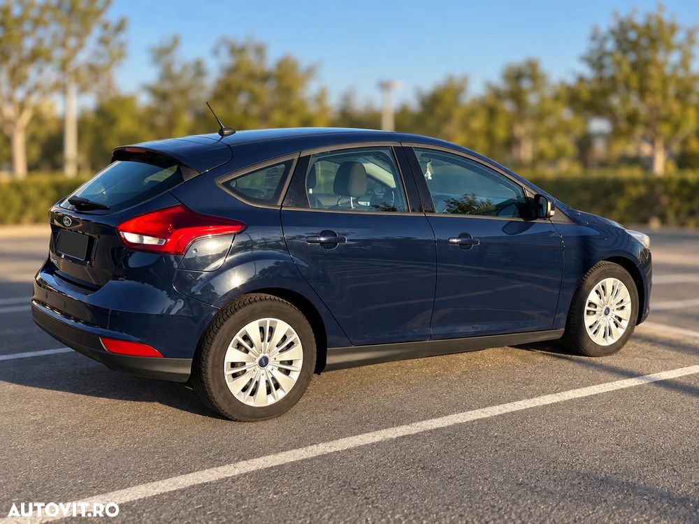 FORD Focus 2018 — imagine 10