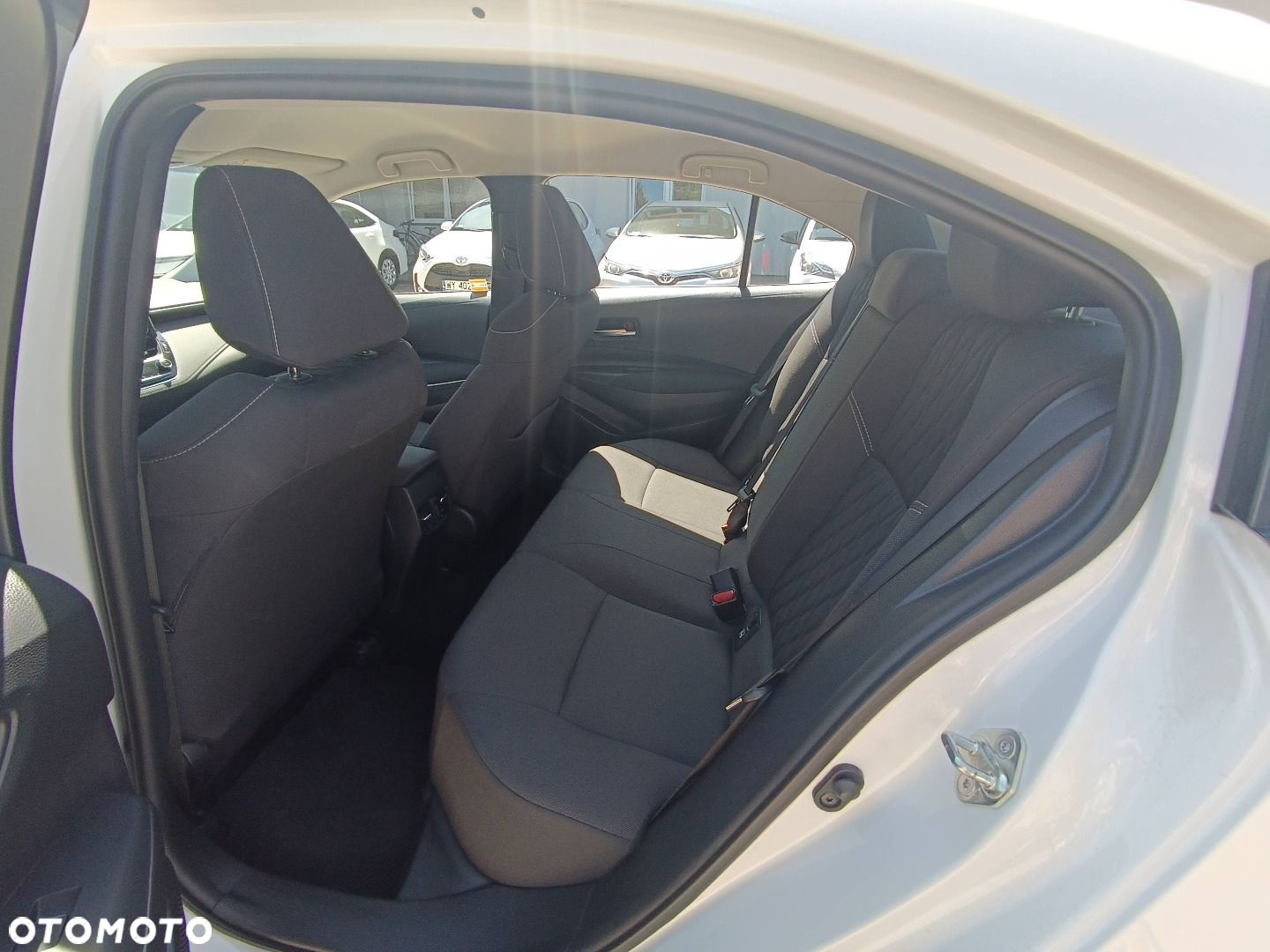 Toyota Corolla - 8
