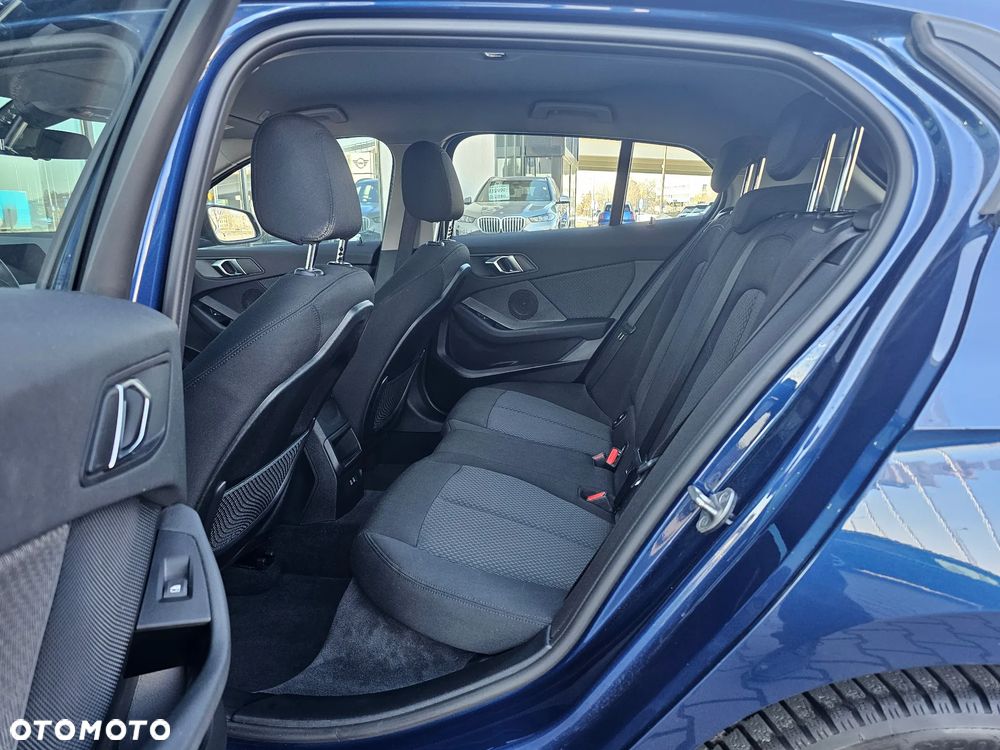 BMW Seria 1 118i Advantage - 19