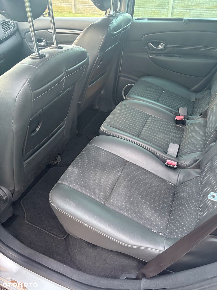 Renault Scenic - 9