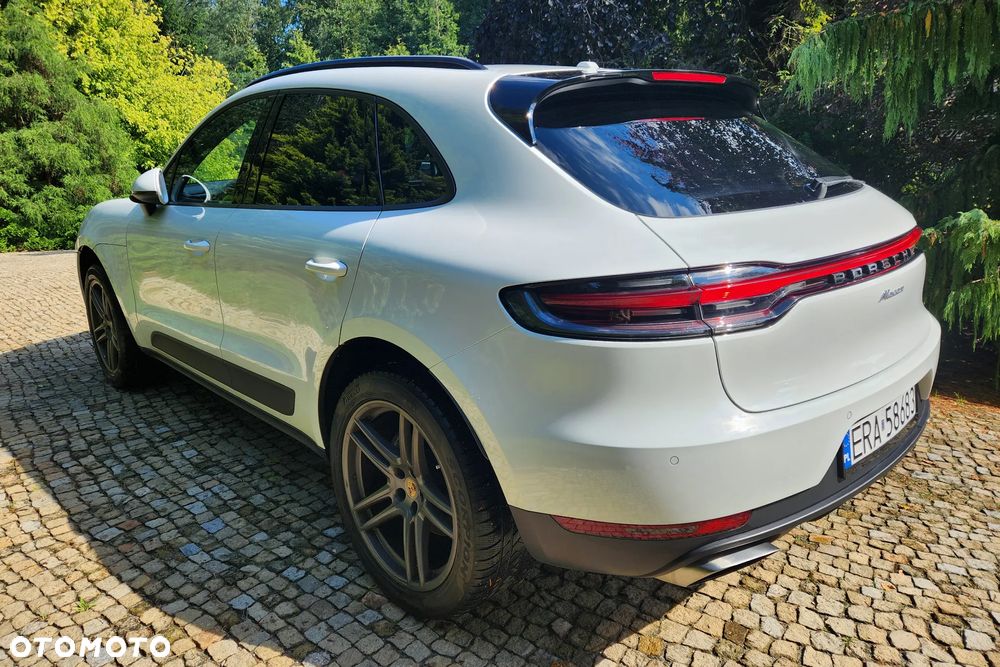 Porsche Macan - 4