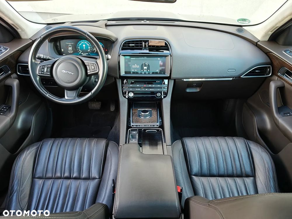 Jaguar F-Pace 3.0 TDV6 AWD S - 17