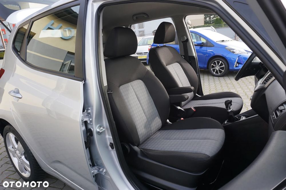 Kia Venga 1.4 Business Line - 27