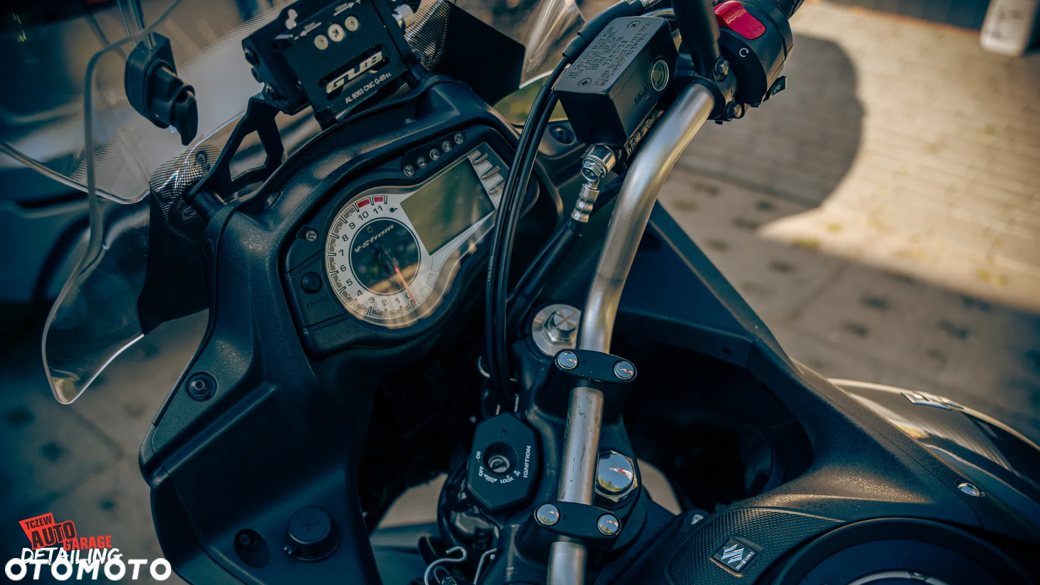 Suzuki DL - 7