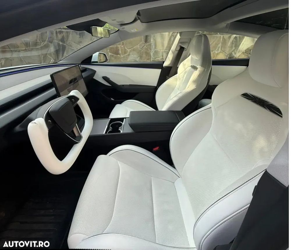 Tesla Model 3 Performance - 8