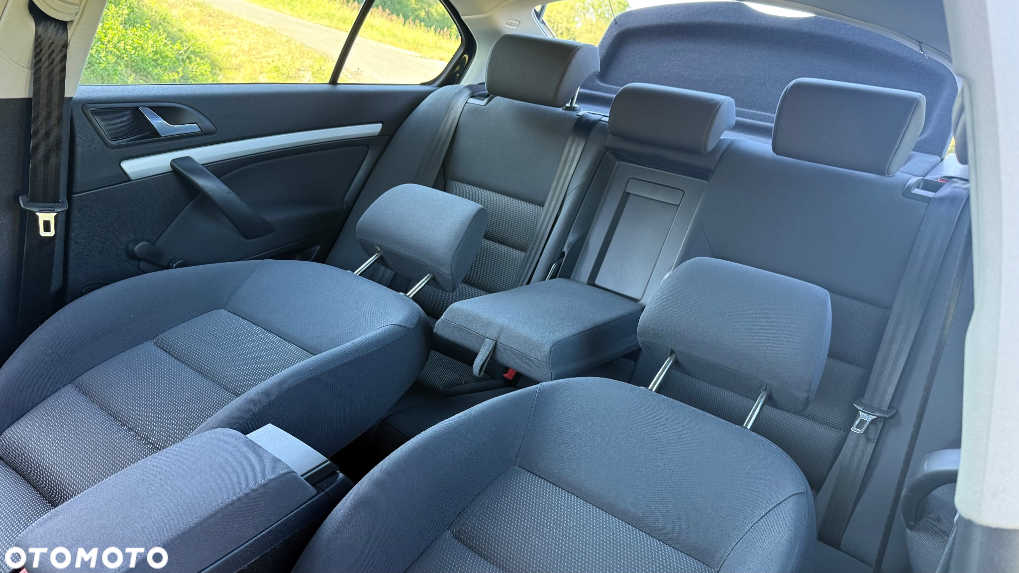 Skoda Octavia 1.6 FSI Ambiente - 19