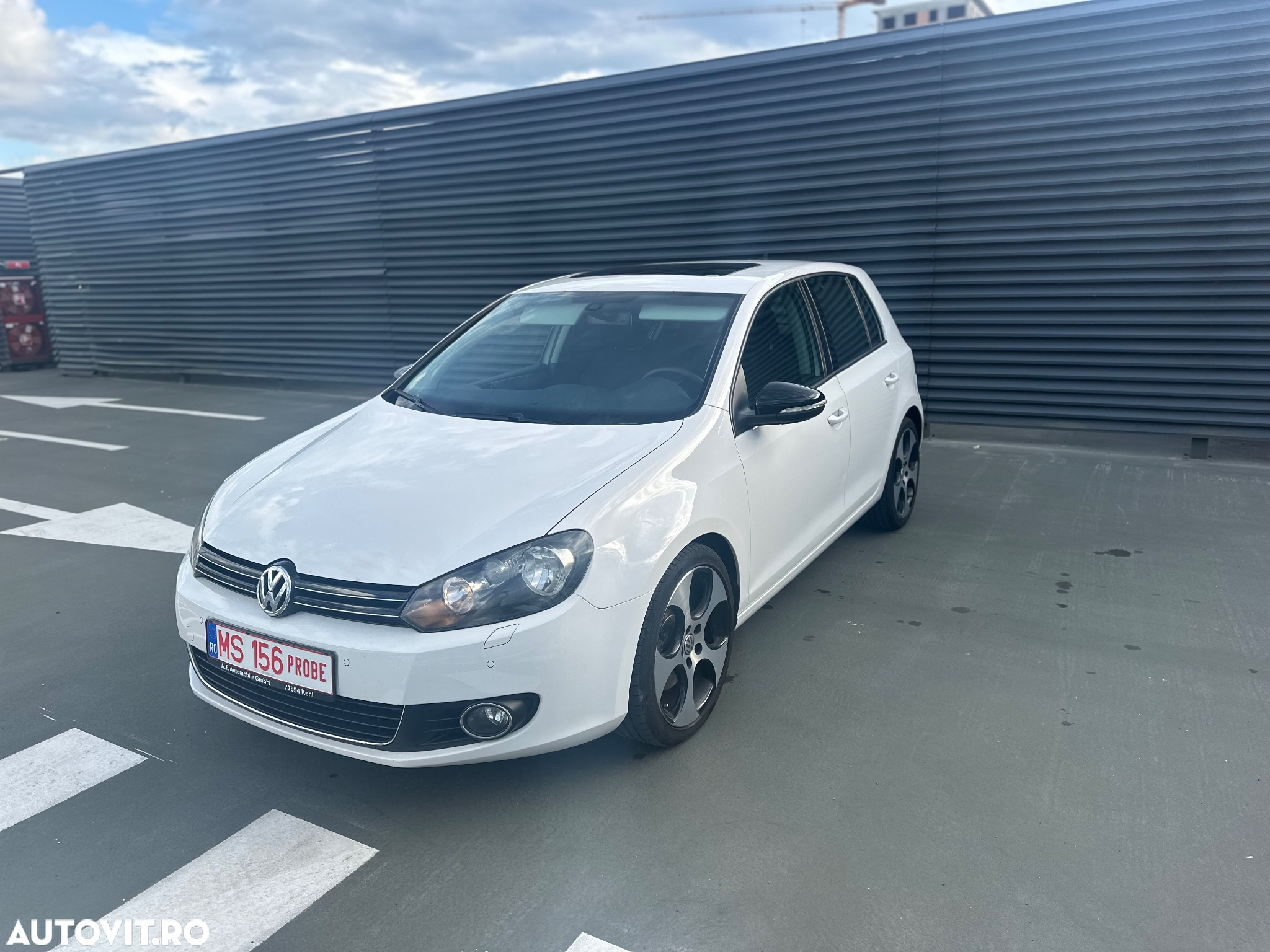 Volkswagen Golf 1.4 TSI DSG Highline - 2