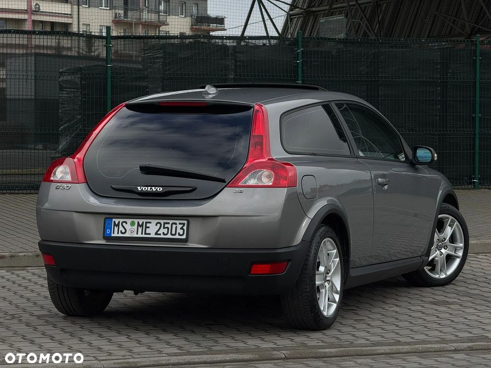 Volvo C30 2.0 - 19
