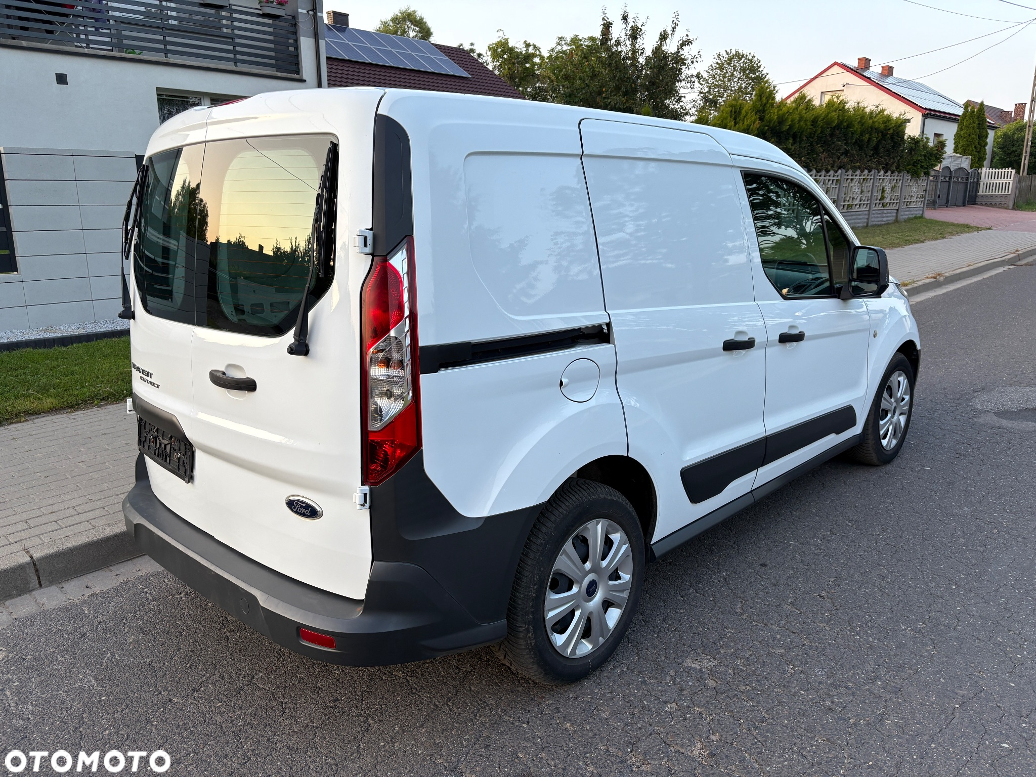 Ford Transit Connect - 4