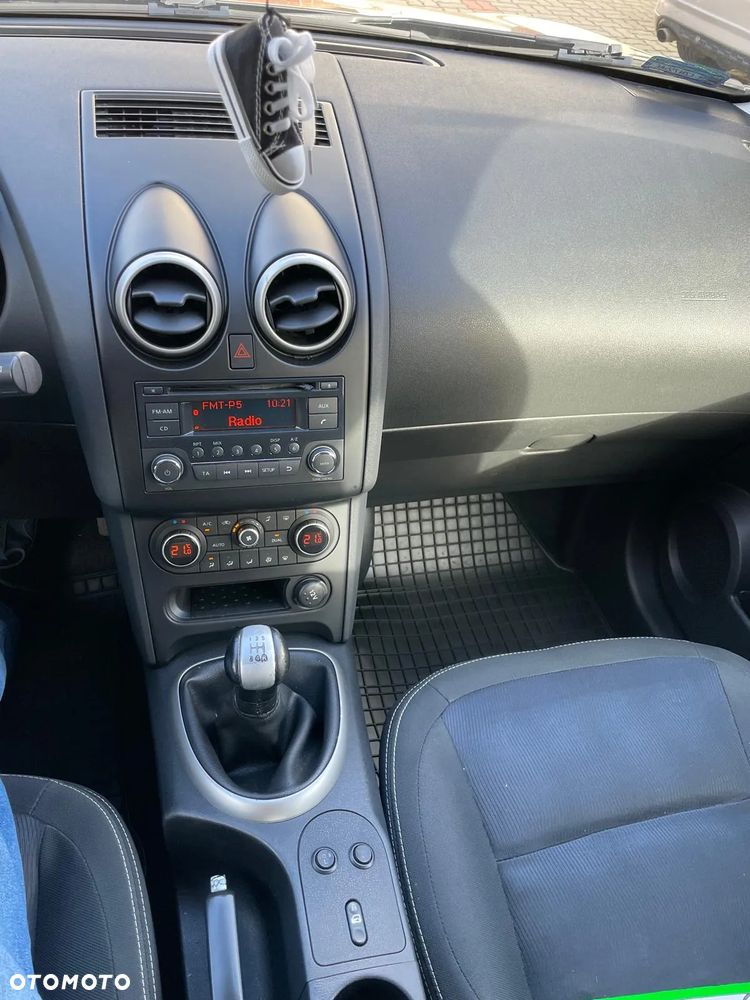 Nissan Qashqai - 10