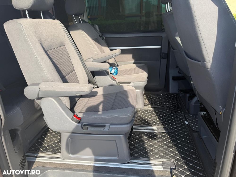 Volkswagen Multivan - 10