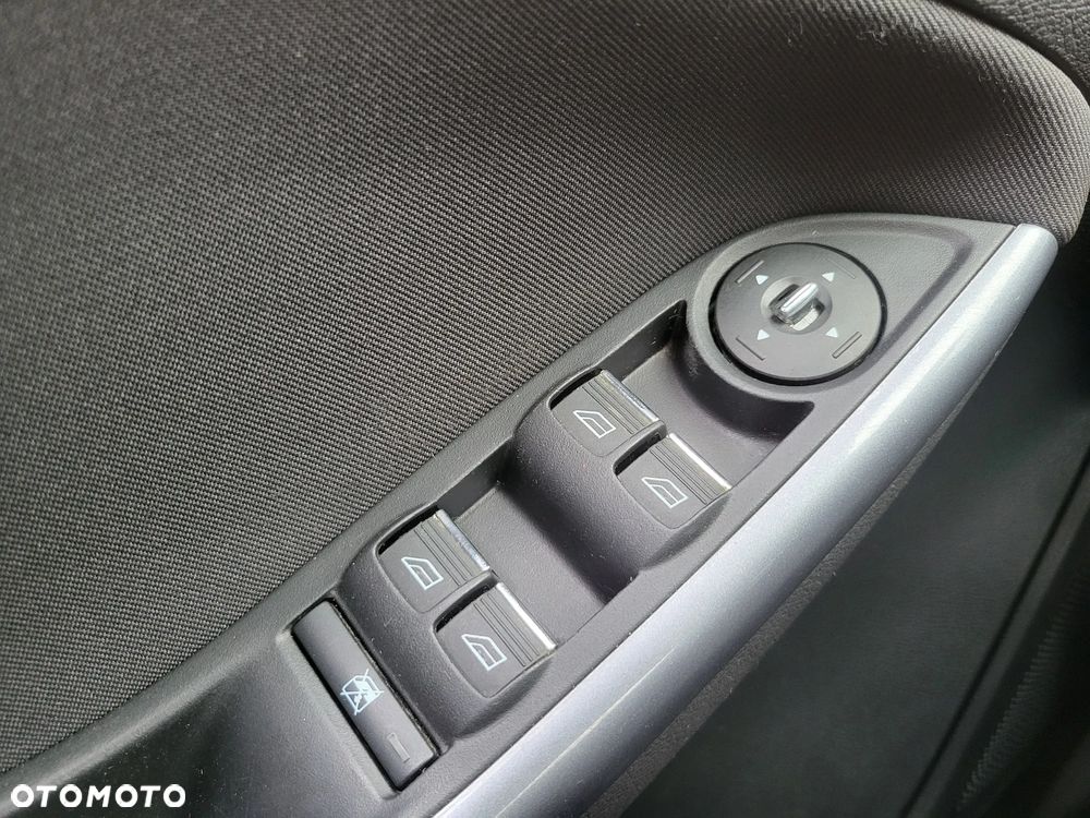 Ford Focus 1.6 TDCi Titanium - 38