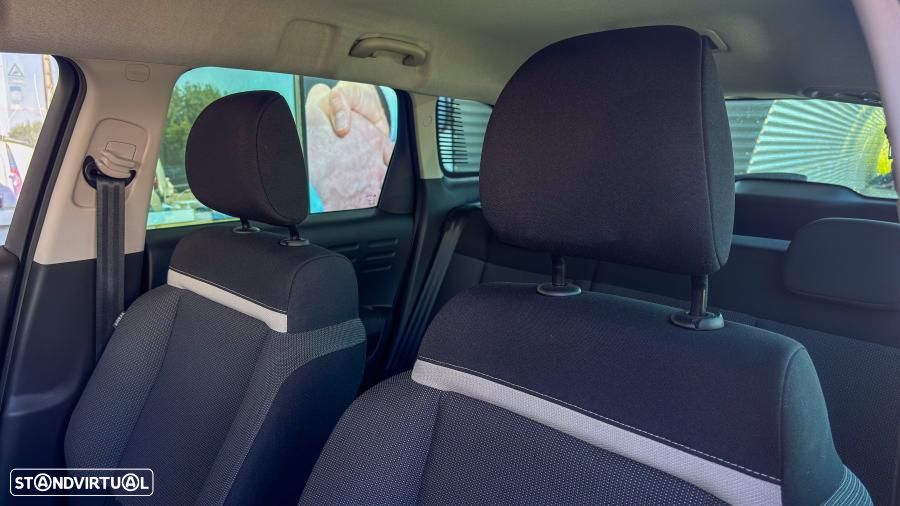 Citroën C3 1.2 PureTech Shine - 32