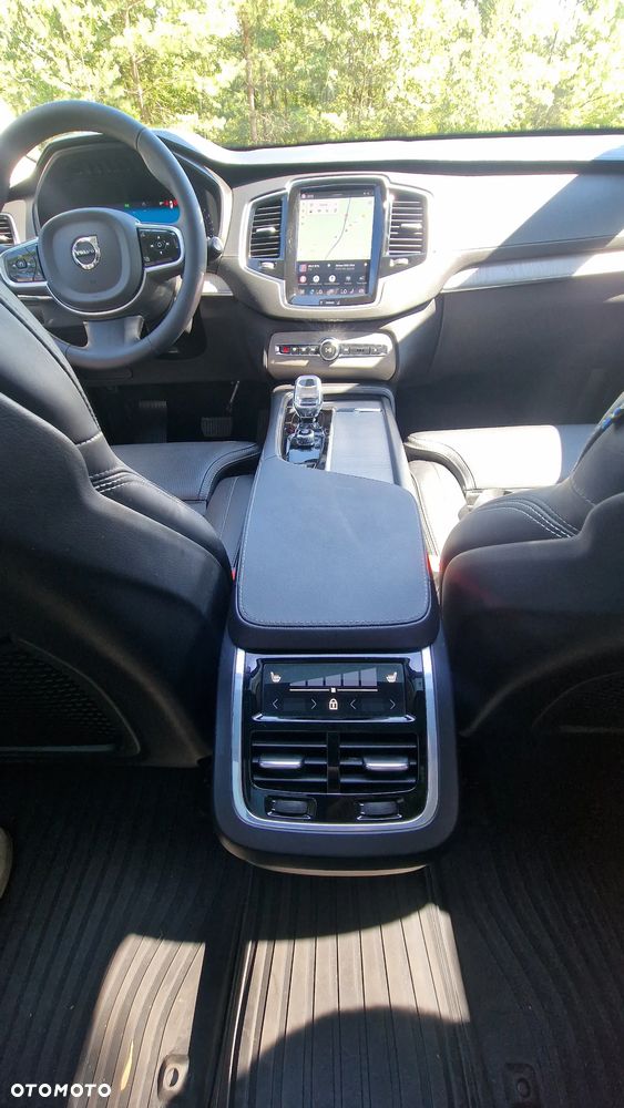 Volvo XC 90 - 26