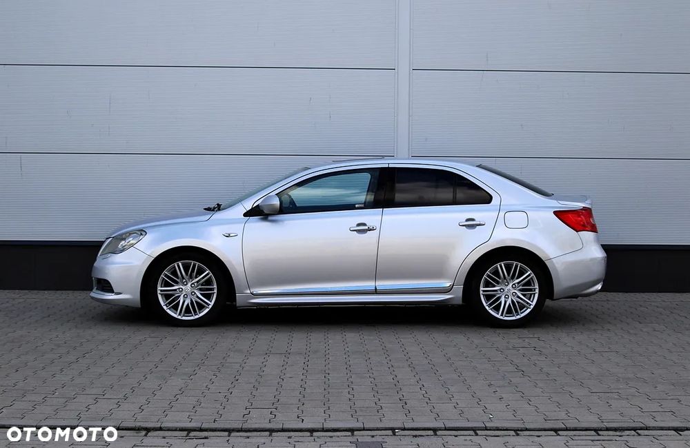 Suzuki Kizashi - 6