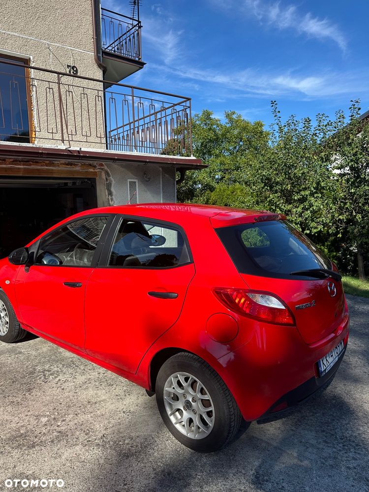 Mazda 2 - 5