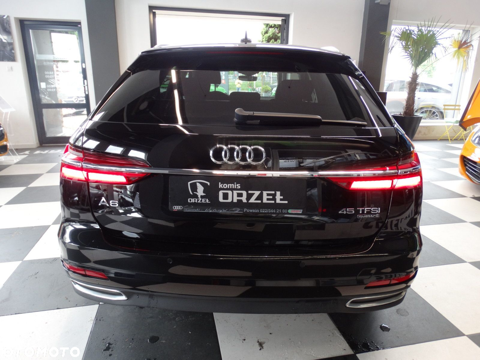 Audi A6 - 6