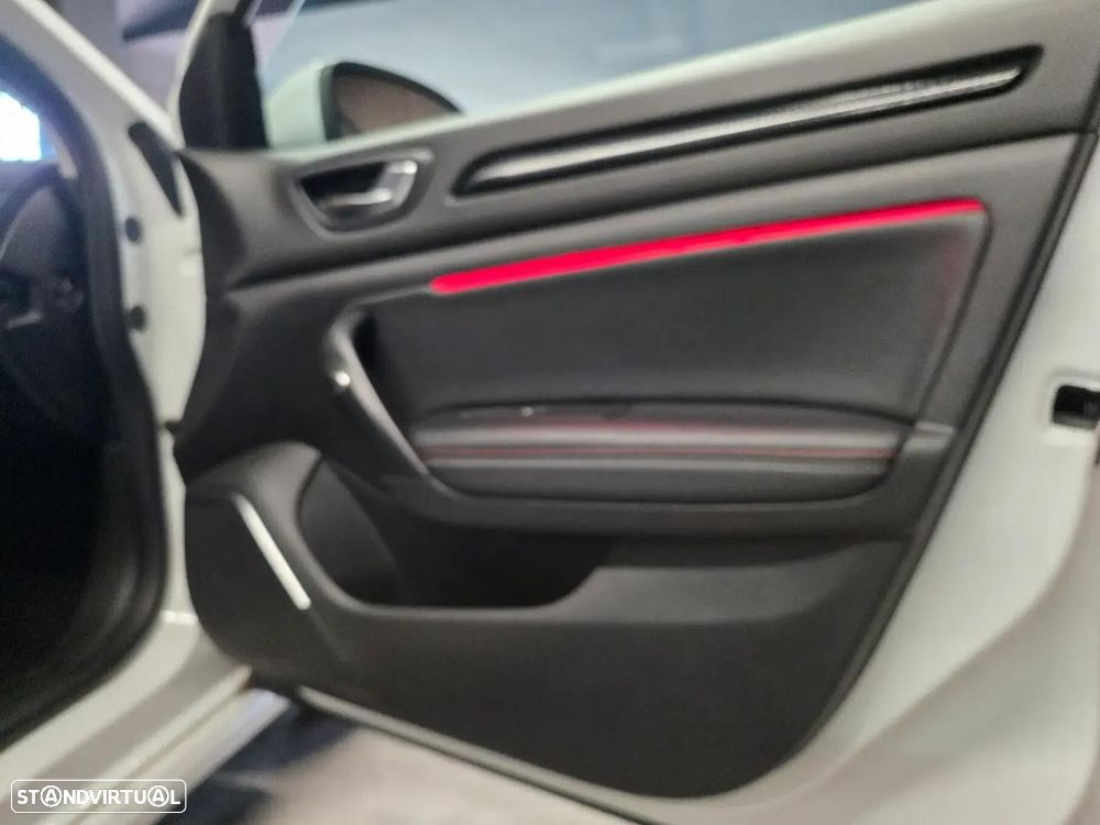 Renault Mégane Sport Tourer 1.5 Blue dCi R.S. Line — fotografia 14