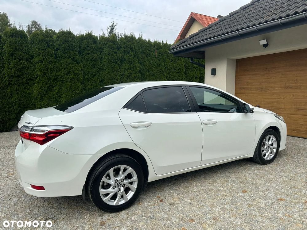 Toyota Corolla 1.6 Comfort - 7