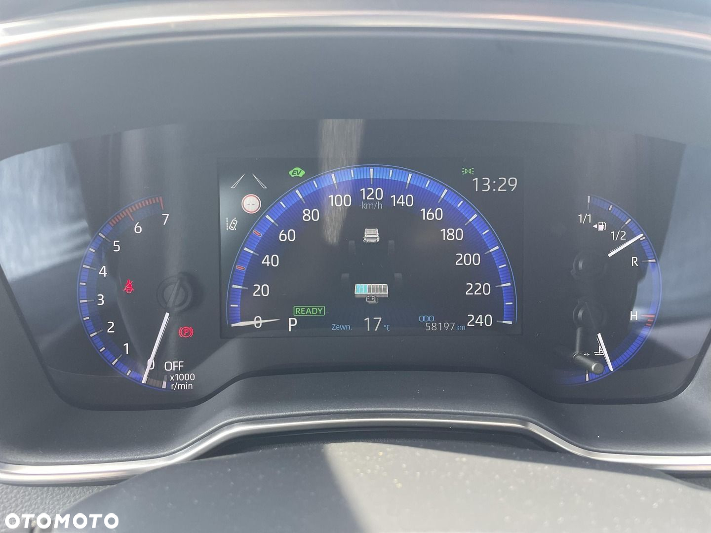 Toyota Corolla - 10