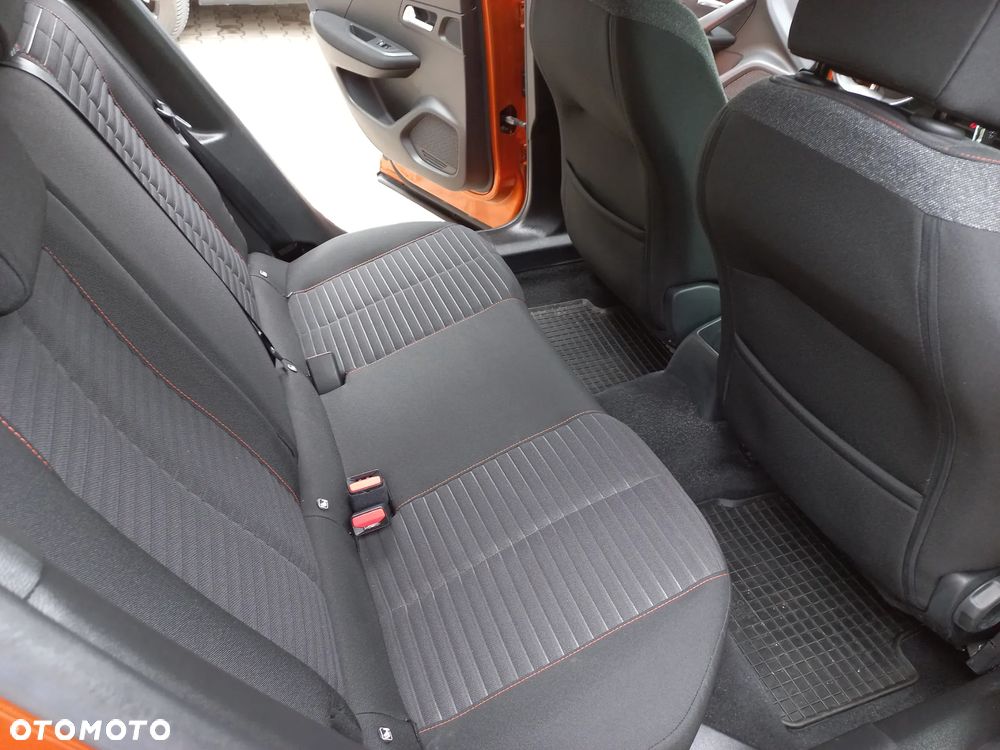 Peugeot 2008 1.5 BlueHDi Allure S&S - 13