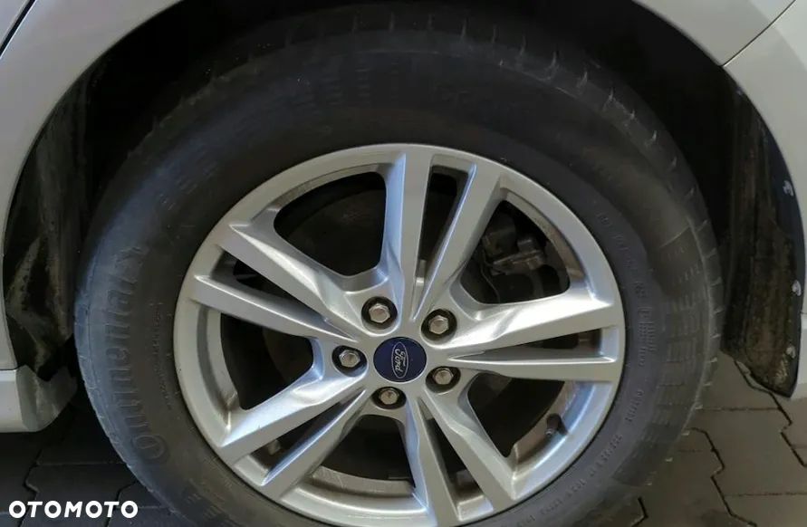 Ford S-Max 2.5 Duratec FHEV TITANIUM - 5