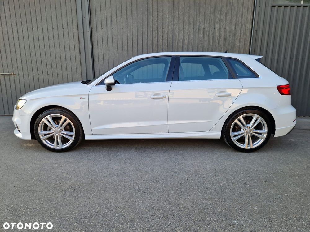 Audi A3 Sportback - 8