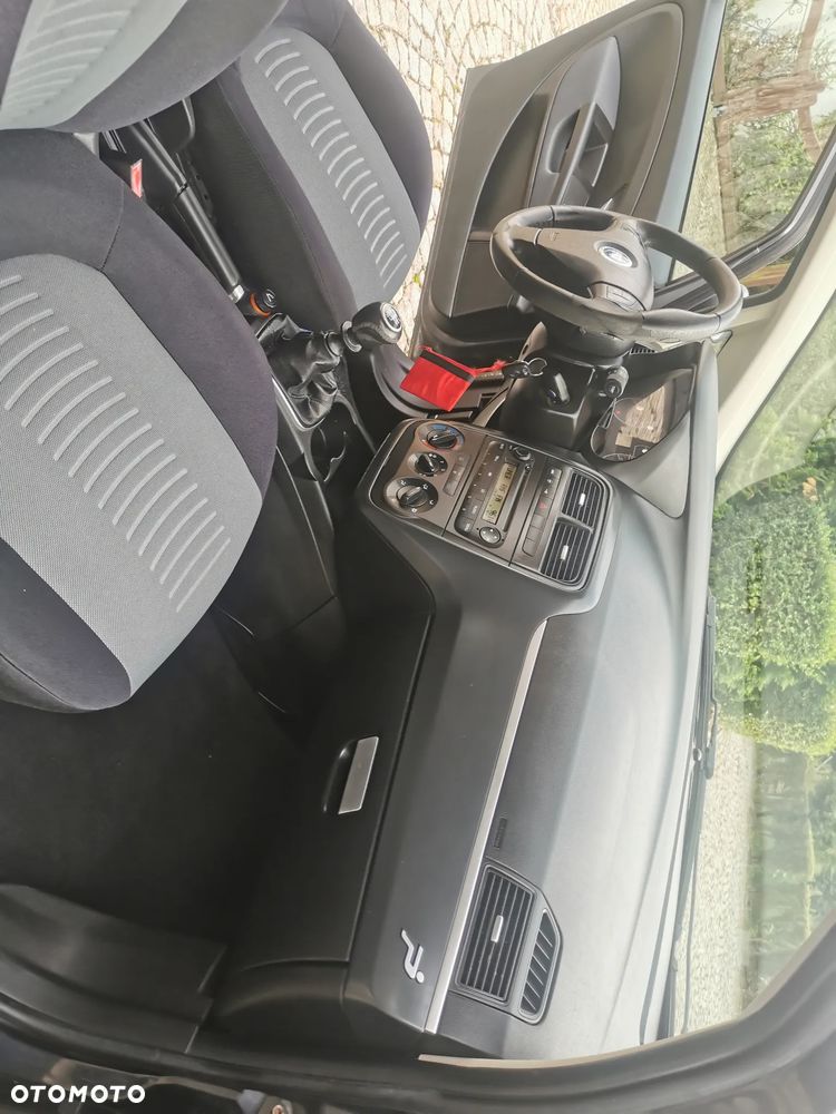 Fiat Punto 1.4 16V Emotion - 9