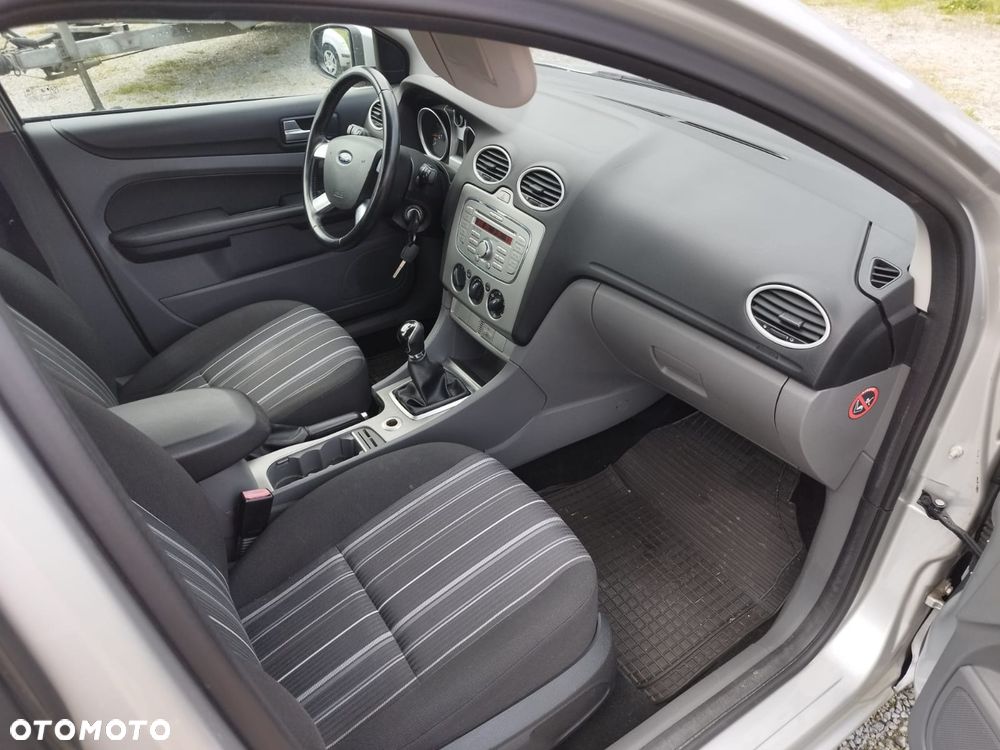 Ford Focus - 11