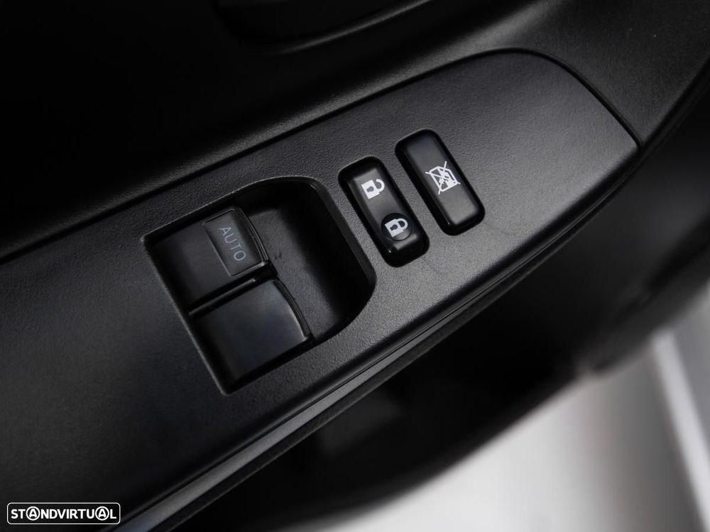 Toyota Yaris 1.5 HSD Active - 13