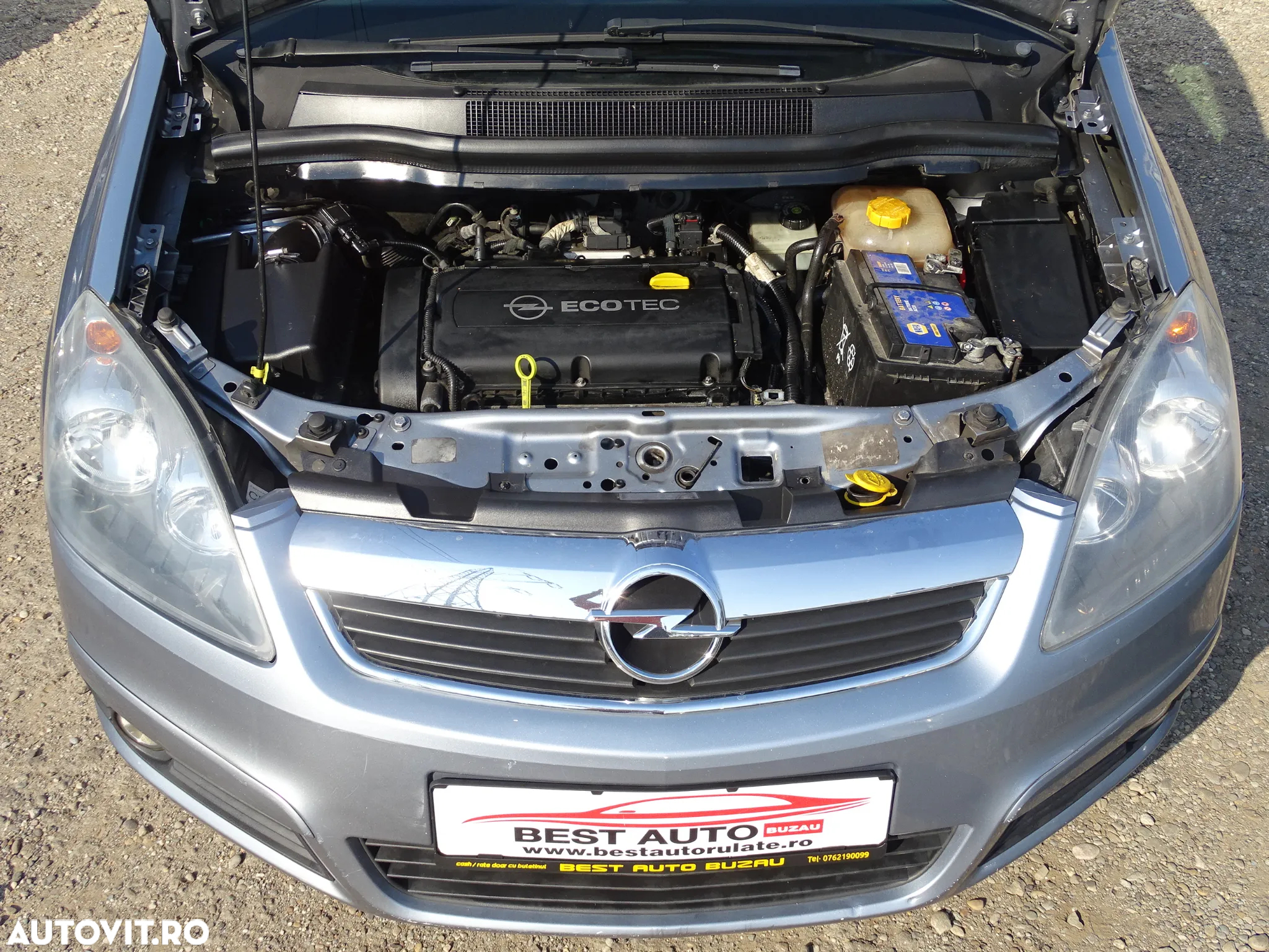 Opel Zafira 1.8 Navi - 9