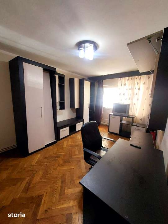 Apartament 4 camere, etaj 1, Manastur, Tasnad - Imagine principală: 2/10