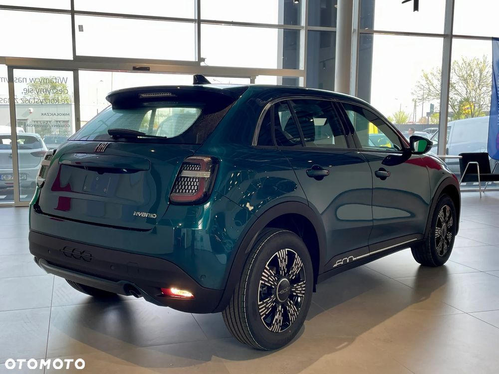 Fiat 600 1.2 Turbo Pop eDCT - 6