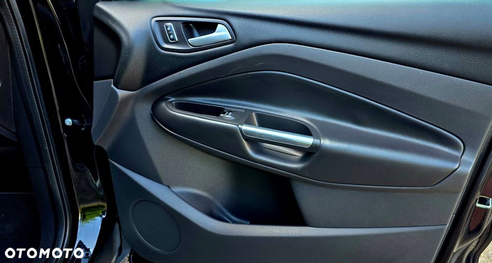 Ford Kuga - 21