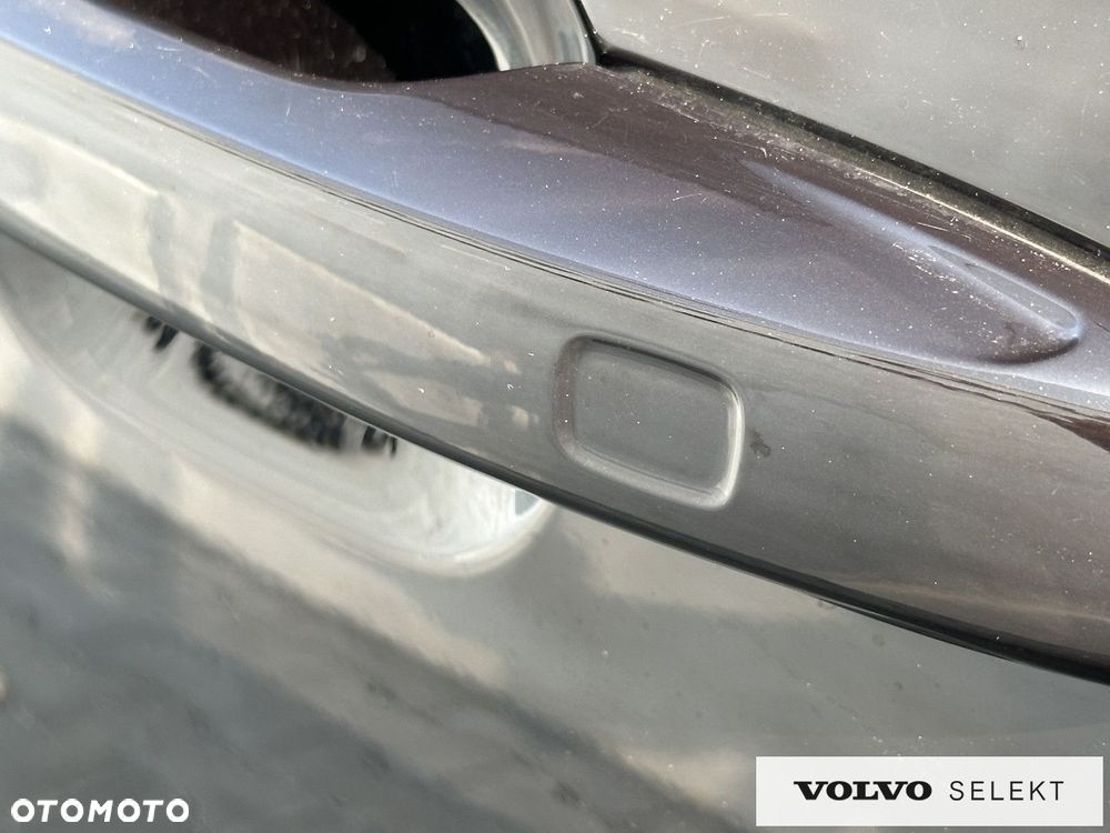 Volvo XC 90 - 18