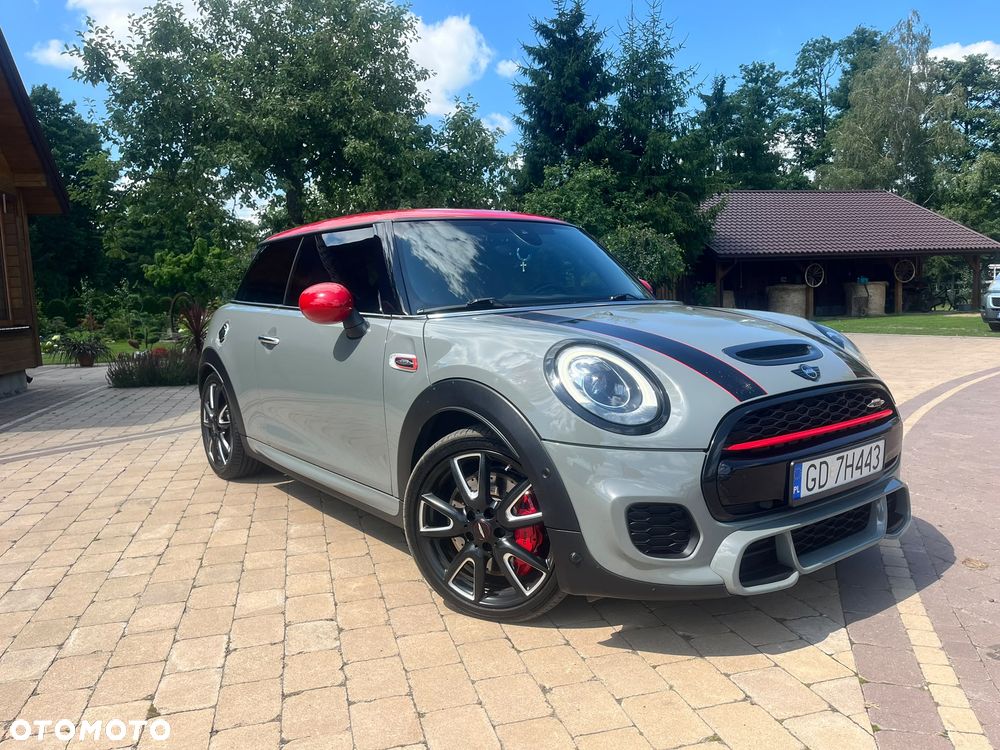 MINI John Cooper Works Copper sport - 1