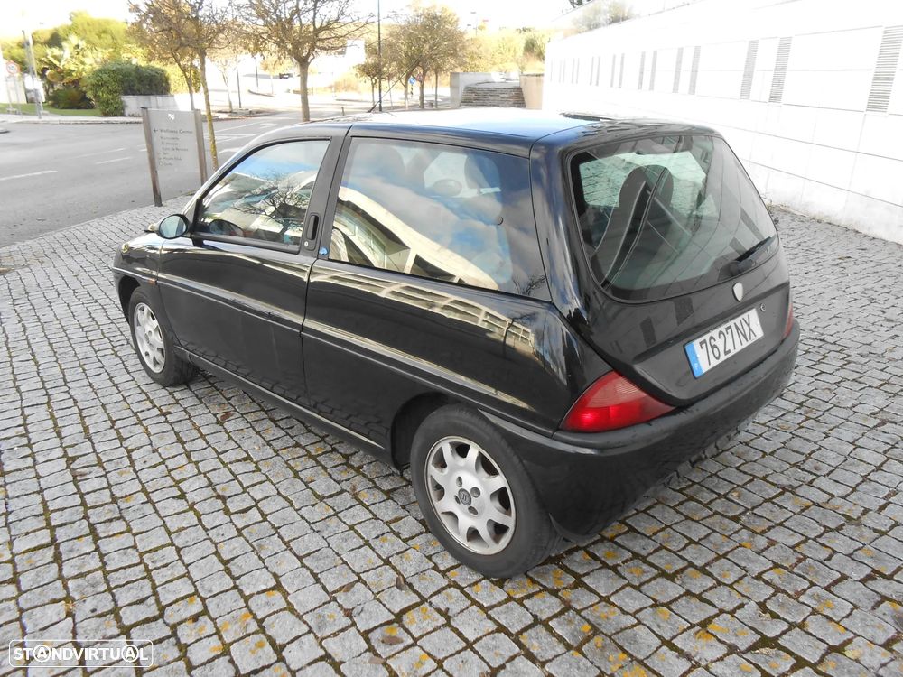 Lancia Y 1.2 Elefantino Blu - 8