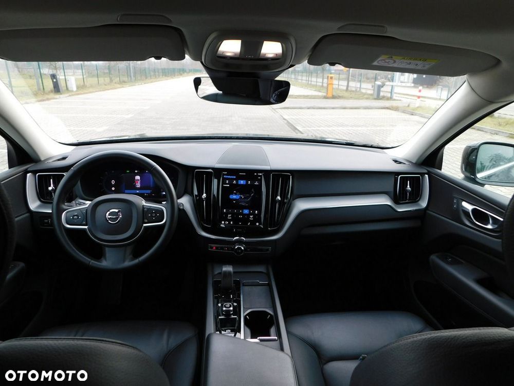 Volvo XC 60 B4 D AWD Geartronic Momentum Pro - 7