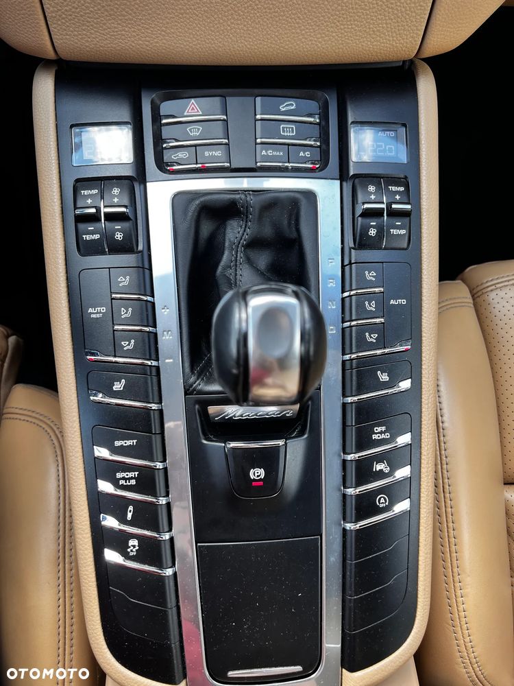 Porsche Macan Standard - 24